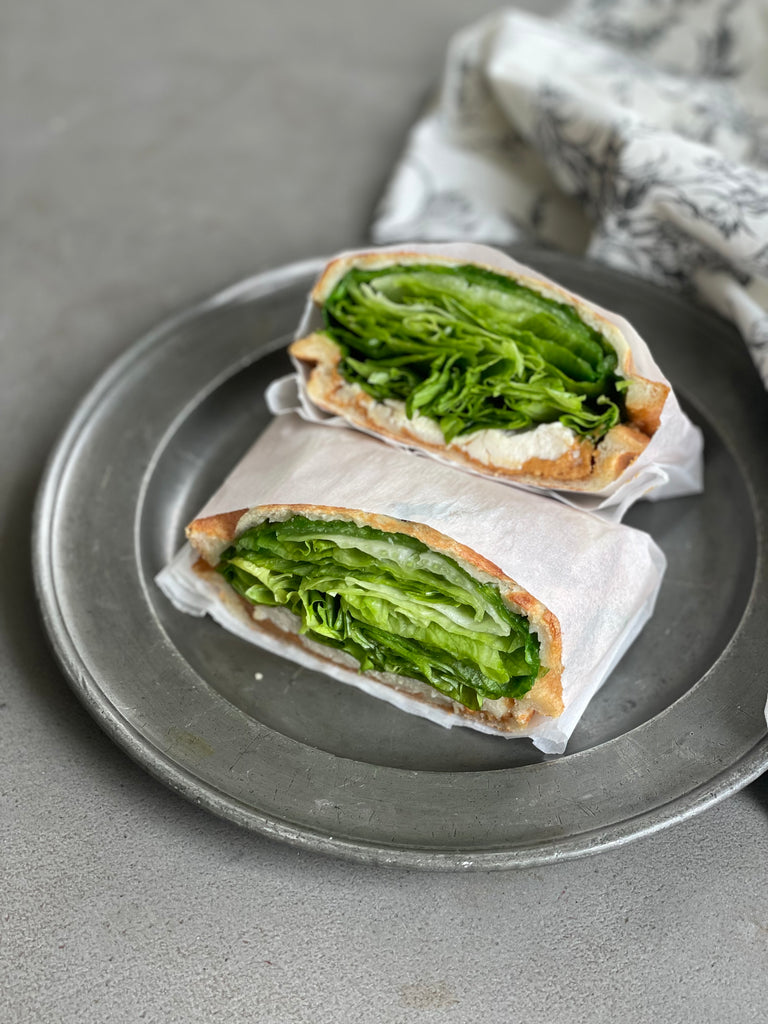 チキンとレタスのピーナッツバターホットサンド（厚焼きホットサンドベーカー“goooodⅡ”）