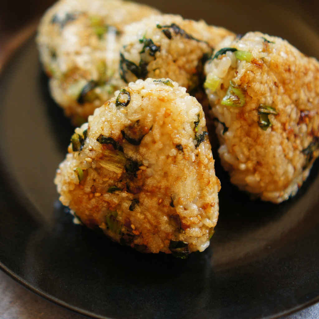 小松菜とおかかの焼きおにぎり（ワッフル＆ホットサンドベーカー＋ホットサンドプレート）