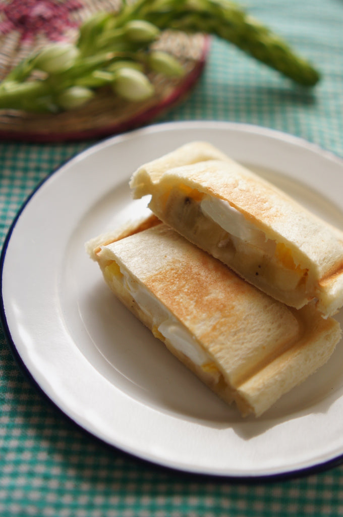 パイナップルとバナナのトロピカルマシュマロホットサンド（ワッフル＆ホットサンドベーカー）