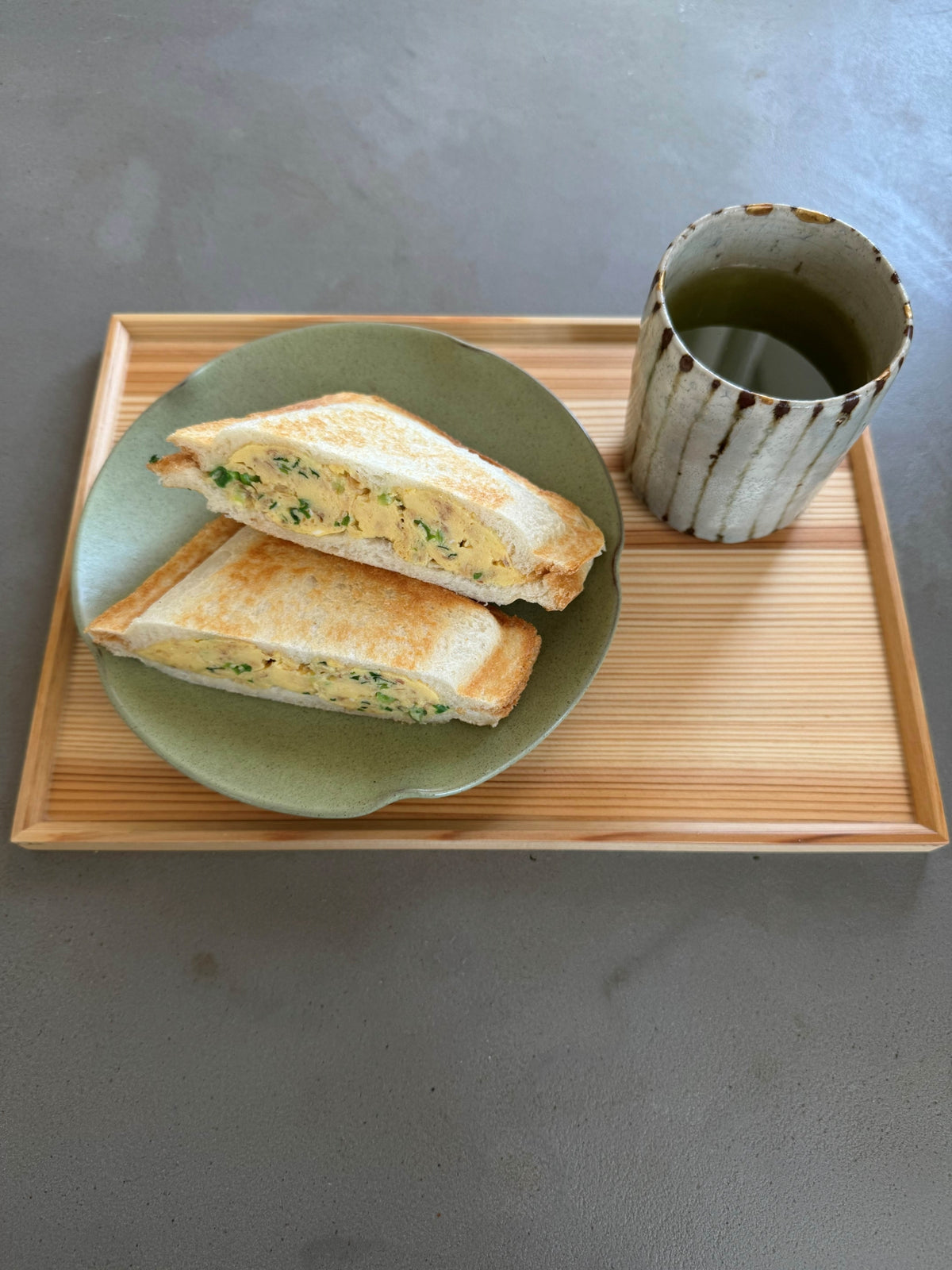 味噌とおかかの卵ホットサンド（厚焼きホットサンドベーカー“goooodⅡ”/VHS-15） 　　