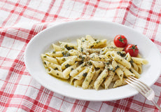 バジルオイルソースのペンネ