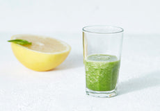 ミント・バジル・グレープフルーツのグリーンスムージー